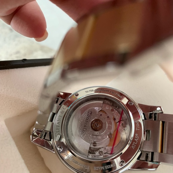 Tiffany 18k yellow gold atlas watch - Picture 3 of 5